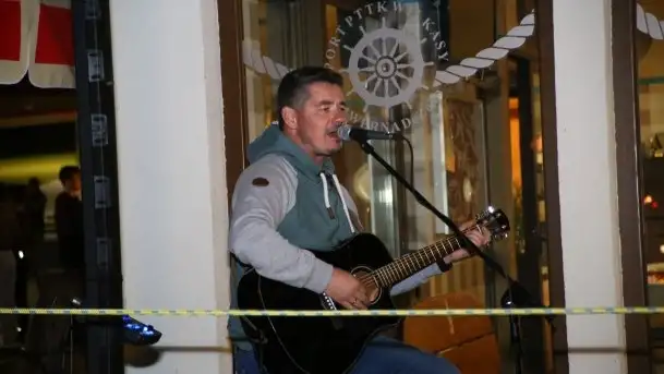 Zdjęcia: Koncert Grzegorza Polakowskiego w Tawernie DeZeTa