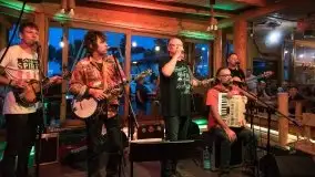 Zdjęcia: Port AZS-u oklaskiwał zespół Mechanicy Shanty - zdjęcie 7