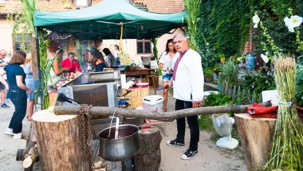 Zdjęcia: Hulańce i swojskie jadło w doborowym towarzystwie - zdjęcie 3