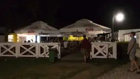 Zdjęcia: Hipnotyzujący wokal podkreślony gitarą akustyczną  - zdjęcie 24