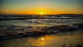 Marcowe kolory Nowych Gutów i jeziora Śniardwy - zdjęcie 2