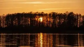 Jezioro Stręgiel skąpane w złocie zachodu słońca - zdjęcie 41