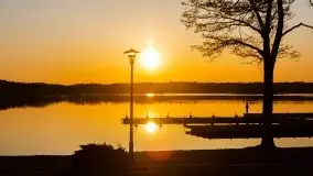 Piaski i jezioro Bełdany w marcowym słońcu - zdjęcie 21