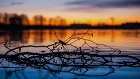 Wschód nad jeziorem Stręgielek, marzec 2020 - zdjęcie 3