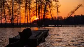 Złote jezioro Dejguny w kwietniowym słońcu - zdjęcie 56