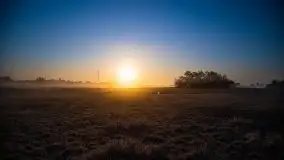 Wschód słońca w Giżycku, ul. Obwodowa - zdjęcie 6