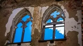 Zdjęcia: Pałac w Prośnie – monumentalna, romantyczna i tajemnicza ruina - zdjęcie 26