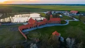 Warnikajmy - „drugi Malbork” na Mazurach - zdjęcie 14