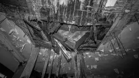 Cień historii sprzed kilkudziesięciu lat w jednym z pałacyków - zdjęcie 46