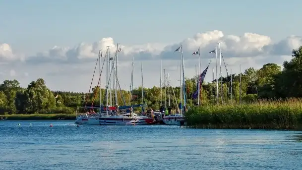 Zdjęcia: Poradnik - motorowodne Mazury - jezioro Jagodne - zdjęcie 4
