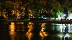 Port AZS Wilkasy skąpany w ciemnościach nocy - zdjęcie 40