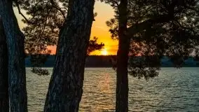 Październikowy wschód słońca nad jeziorem Kruklin - zdjęcie 5