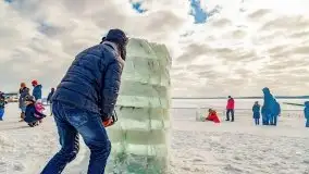 Fotorelacja z rzeźbienia w lodzie w Giżycku - zdjęcie 75