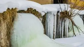 Śluza w Leśniewie Górnym w zimowej szacie, luty 2021 - zdjęcie 43