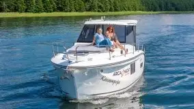 Zdjęcia: Made in Mazury - poznaj jacht motorowy Stillo 30 - zdjęcie 32