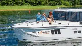 Zdjęcia: Made in Mazury - poznaj jacht motorowy Stillo 30 - zdjęcie 5