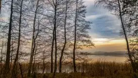 Kwietniowy wschód słońca nad jeziorem Kruklin - zdjęcie 1