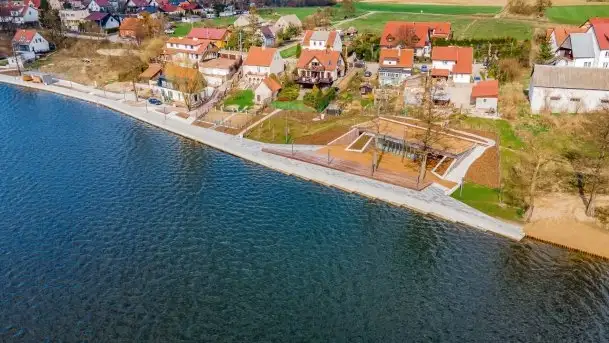 Cisza przed burzą, czyli kwiecień na promenadzie w Mikołajkach - zdjęcie 11