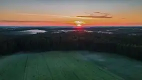 Wiosenne mgły nad polami Mazur w okolicy Pozezdrza - zdjęcie 13