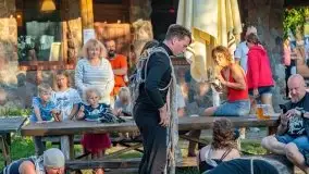 Przedstawienie teatralne "Garby" w porcie Tło Dla Mew - zdjęcie 21