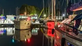 Kolory i klimat nocnego portu w Sztynorcie - zdjęcie 14