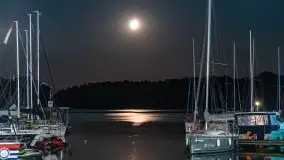 Kolory i klimat nocnego portu w Sztynorcie - zdjęcie 13