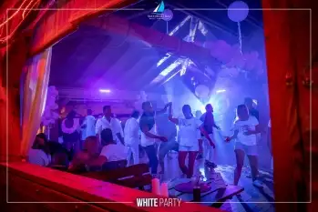 Tawerna nad jeziorem - zdjęcie 2