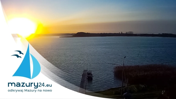 Timelapse - cały dzień nad jeziorem Święcajty