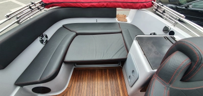 łódź Mazury 670 z silnikiem Evinrude 200 H.O  - zdjęcie 11