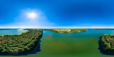 Jezioro Tałty i Wioska Pod Żaglami